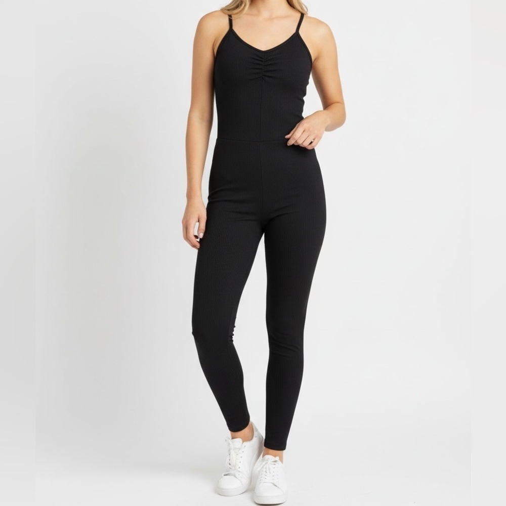 NWT Forever 21 Black Ribbed 1 Piece Activewear Jumpsuit | Size L